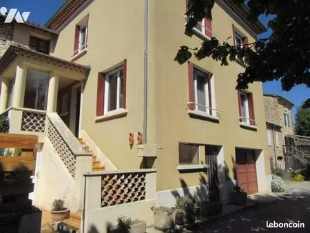 appartement 3 pièces 53 m²