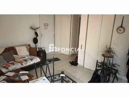 appartement t2 bis dans résidence à pradines