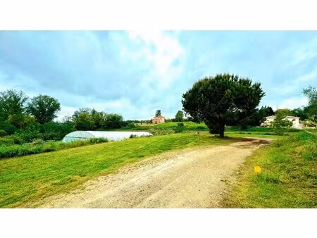 gargas - terrain constructible 1021 m² - rare sur le marché