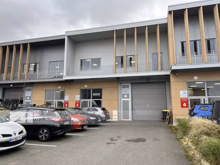 local d'activité 384m² - frépillon
