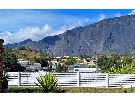 maison cilaos m² t-4 à vendre  378 000 €