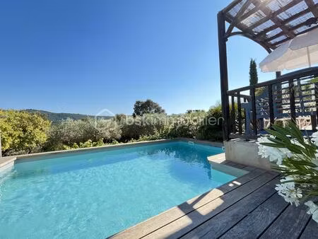 maison provencale de 96 m² à rustrel