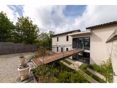 superbe maison d'architecte de 287 m2 avec gîte indépendant