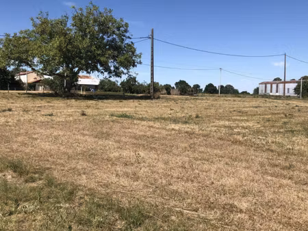 vente terrain 600 m² à cugnaux (31270)  148 000 €