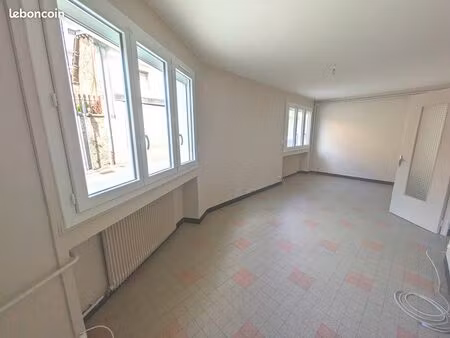 appartement 2 pièces 54 m²