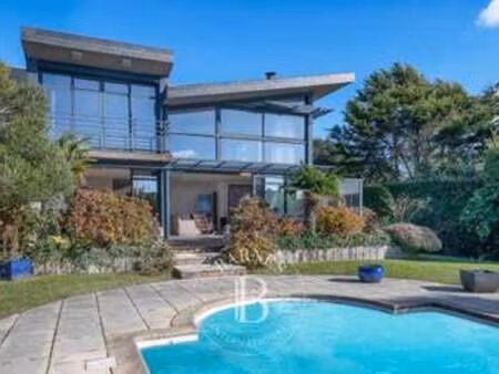 vente maison piscine à batz-sur-mer (44740) : à vendre piscine / 180m² batz-sur-mer