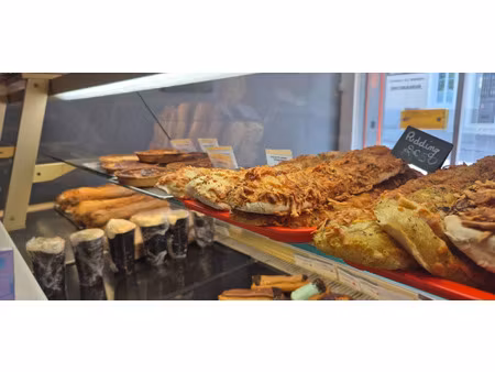 fonds de commerce à vendre mont saint aignan 100m2 89 000€