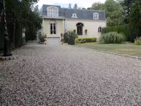 propriété à vendre francastel 8 pièce(s) 172m2 300 000€