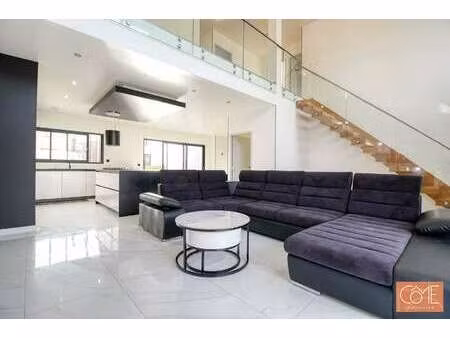 vente maison à saint-erblon (35230) : à vendre / 149m² saint-erblon