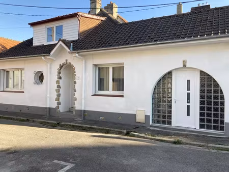 location maison 5 pièces 106 m² à etaples (62630)  980 €