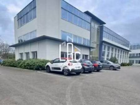 prestigieux bureau de 307 m2 en location - carquefou  france