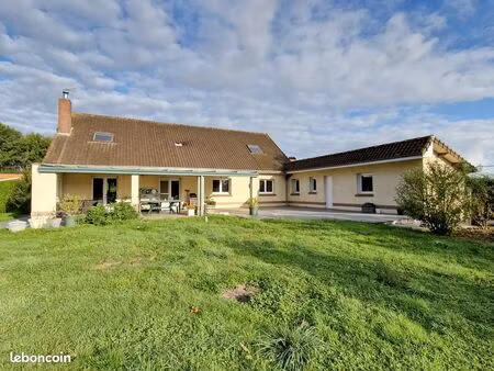 une maison individuelle de 170 m²