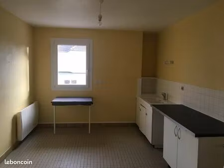 grand appartement 121m2 • t5 + 1 studio - disponible