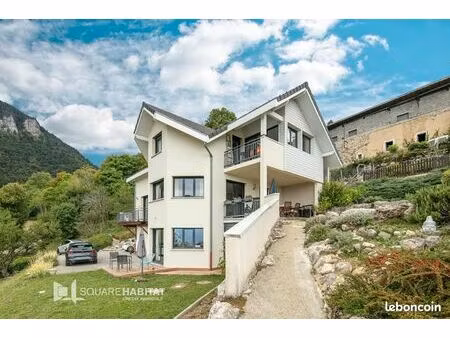 villa 6 pièces 167 m²