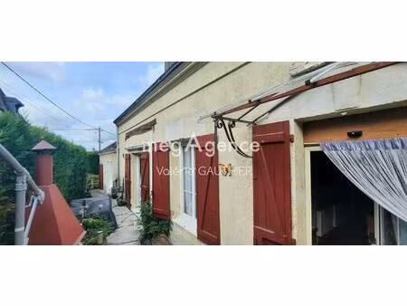 a un kilomètre de vendôme