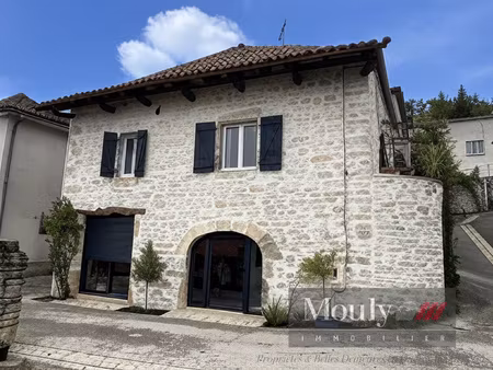 charmante maison de village renovee avec parking et jardin