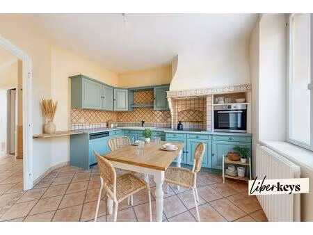 charmante maison 4 chambres avec jardin et garage  proche reims