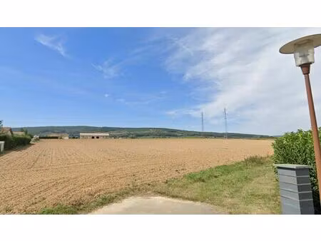 vire : terrains viabilisés de 597 m² à 1194 m²