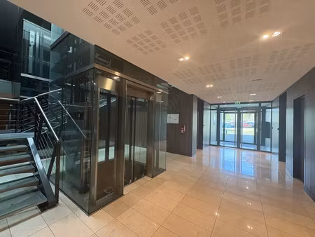 plateau de bureau à vendre 203 m2 au rdc en parfait état à mérignac