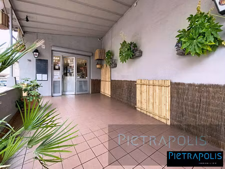 bar restaurant de village