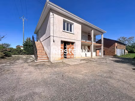 maison à vendre avec terrain de 6278 m² et dépendances