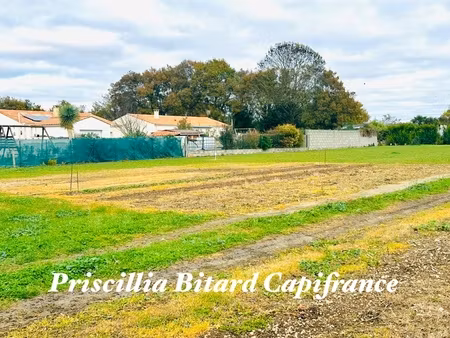puydrouard  terrain 1220 00 m²