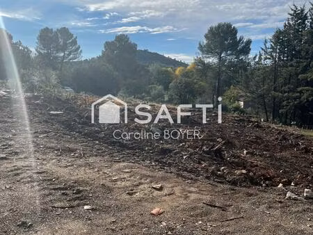 terrain constructible de 444m2