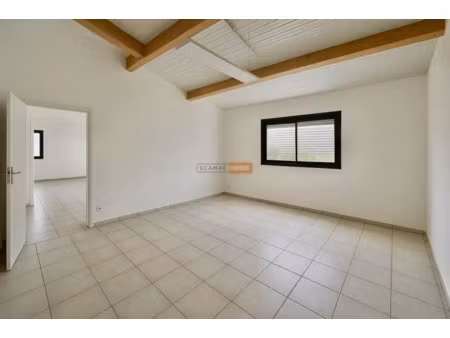 local d'activités de 50m²