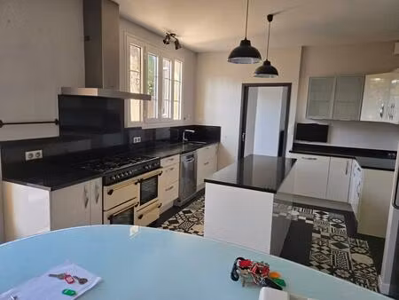 location maison 6 pièces 189m² gradignan 33170