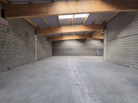 local d'activite a vendre angers ouest