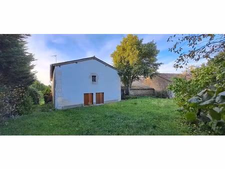 vente maison 3 pièces 54 m² à queaux (86150)  47 500 €