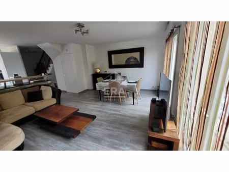 appartement 3 pièces 79 m² à louer le perray-en-yvelines 78610 ? | era immobilier