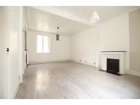 vente maison 5 pièces 128 m² à issoudun (36100)  99 500 €