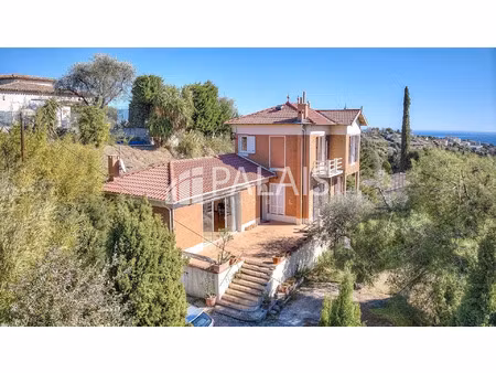 vente maison 5 pièces 136 m² nice (06200)