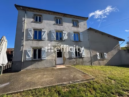 maison 9 pièces - 197 m²