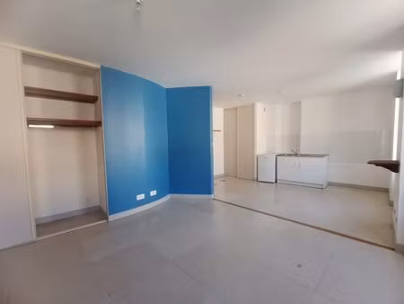 a louer studio - st pons de thomieres 34220