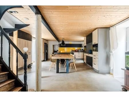 maison de maître avec parc de 1 6 hectares proche de poitiers