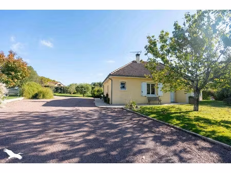 vente maison 5 pièces 129 m² à saint-laurent (18330)  218 325 €