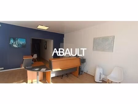 location local commercial 90m² bordeaux 33000