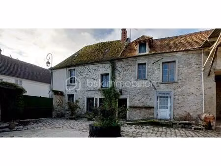 maison traditionnelle de 234 m² à coulombs-en-valois