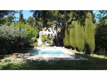 vente maison 6 pièces 215 m2 à villeneuve-lès-avignon