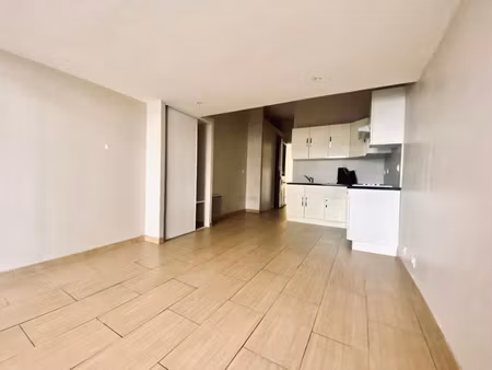 location appartement 1 pièce 30m² nice 06100