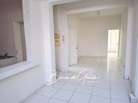 immeuble à vendre pointe a pitre 8 pièce(s) 197m2 230 000€
