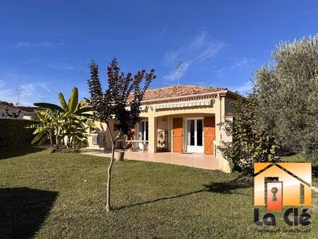 vente plain-pied 4 pièces  triple garage et jardin