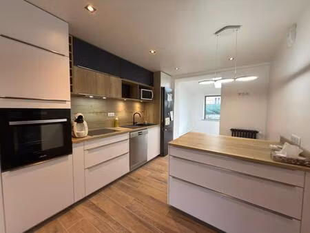 maison de ville rénovée à 5min à pied du centre de lanester 56600