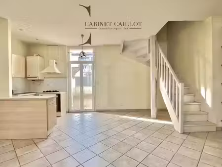 vente maison saintes 17100 - - surface privée