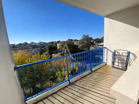 vente appartement rochefort 17300 - - surface privée