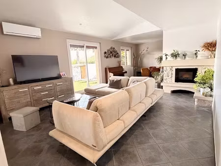 vente maison 6 pièces 146.46 m² à caissargues (30132)  367 500 €