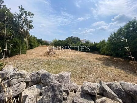 terrain constructible d'une maison de 175m2 avec piscine