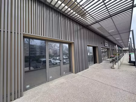 vente local commercial 1 pièces 142m2 saint-estève 66240 - 270000 € - surface privée